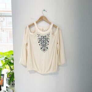 C Wonder Embroidery Cold Shoulder Blouse Size XL